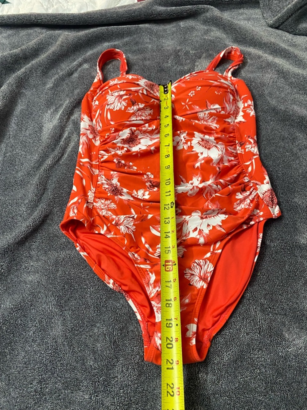Niptuck Swim: The Ultimate Tummy-Control Floral One-Piece Resort / Summer Time - Picture 6 of 8